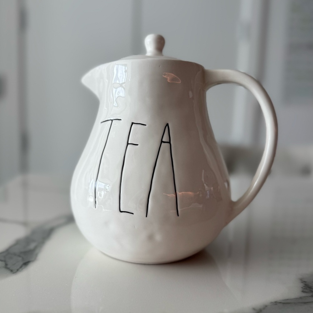 ⭐️-Rare HTF- Hand-Painted Original “M Stamp” Rae Dunn “TEA” Teapot⭐️